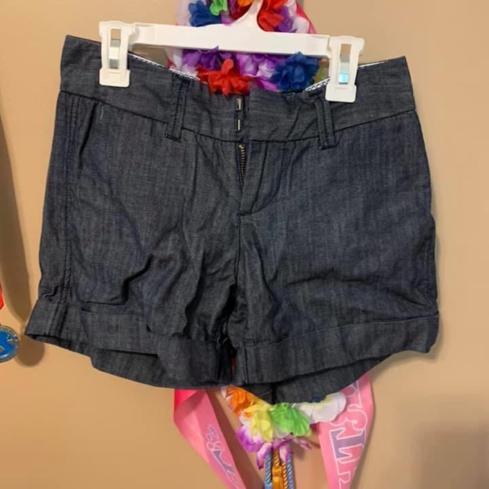 Dear John Shorts - Size 24